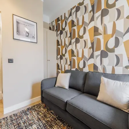 Cosy Studio Near Trocadero - 2p *